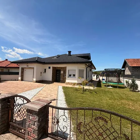 Villa H&e *